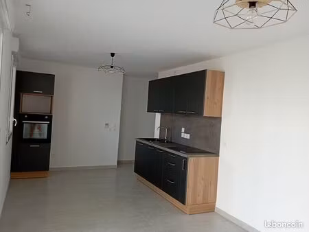 viry centre : appartement neuf 2 pièces 43m2 avec jardin de 60m2