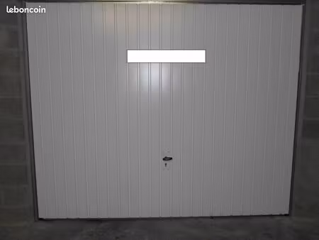 loue garage place poterne  bd eisen  valenciennes