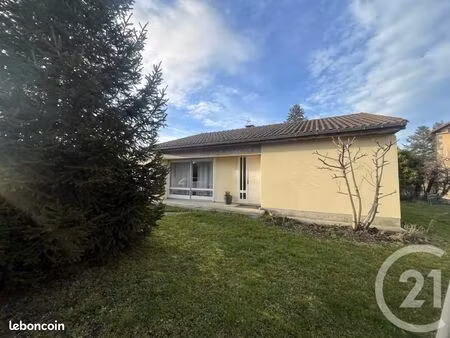 maison 4 pièces 74 m²