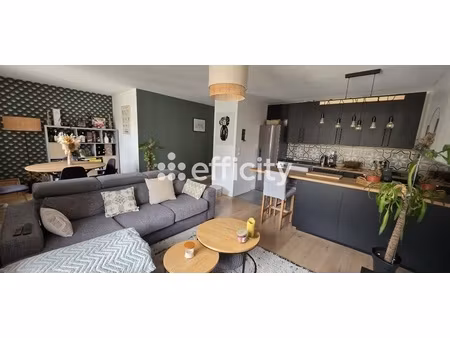 appartement 3 pièces - 65 m²