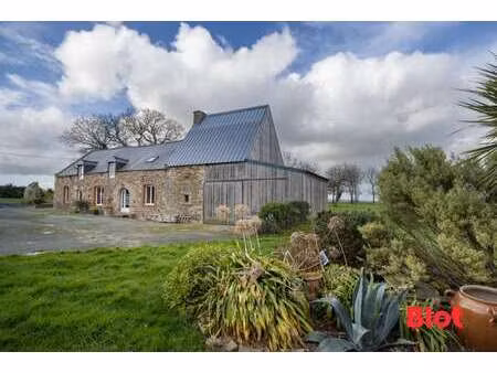 vente longère et corps de ferme à saint-michel-de-plélan (22980) : à vendre / 158m² saint-