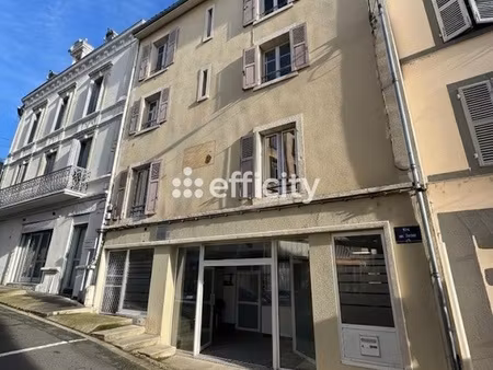 immeuble 16 pièces - 413 m²