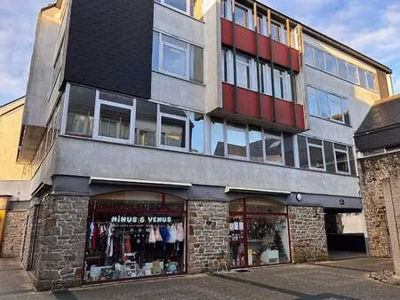 location bureaux et commerces à quimper (29000) : à louer / 36m² quimper