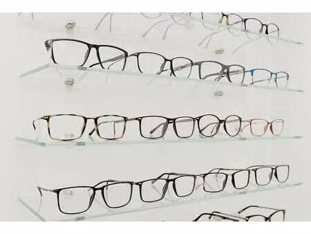 vente bureaux et commerces à dinan (22100) : à vendre / 56m² dinan