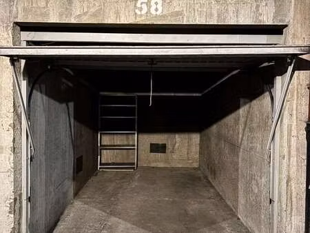 vente garage et parking à saint-brieuc (22000) : à vendre / 12m² saint-brieuc