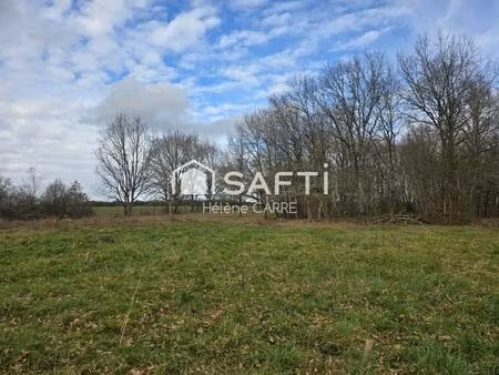 terrain constructible de 2000m² viabilisé