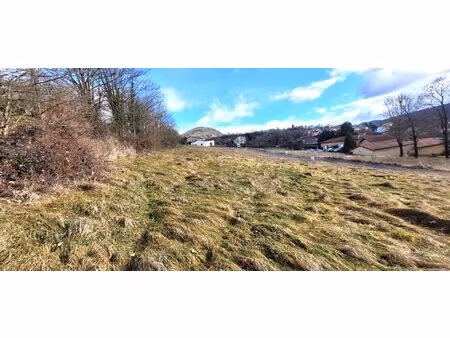 terrain saint germain laprade