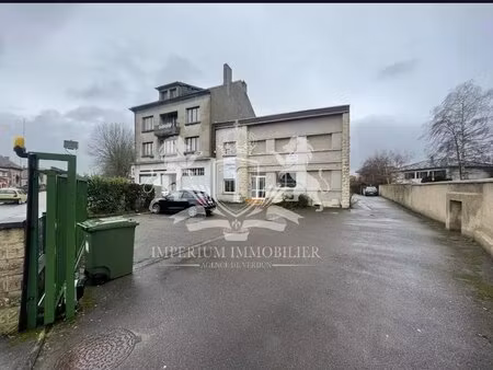 immeuble de rapport loué - 8 13% rendement - parking & terrasse