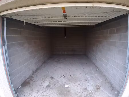 saint die garage fermé 15.00m²