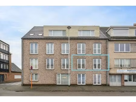 appartement te huur in zelzate met 3 slaapkamers