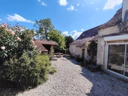 maison à vendre limeyrat 7 pièce(s) 172m2 147 000€