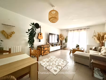 maison de plain-pied  3 chambres  garage et jardin