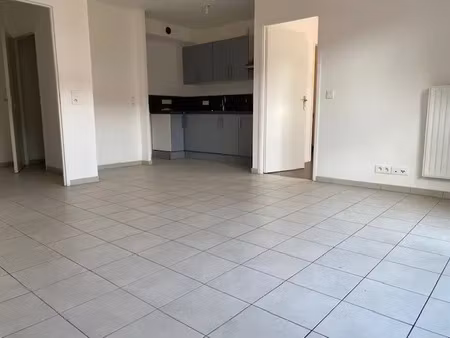 appartement à louer 2 pièces 47.5 m² - romainville (93) - 890€