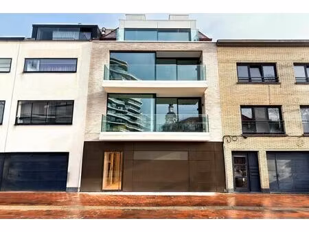 mooi nieuwbouwappartement met 2 slk en 2 badkamers