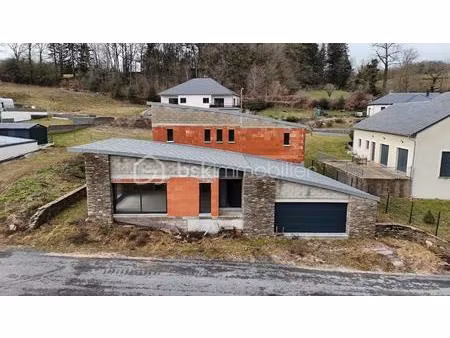 maison d'architecte de 202 m² à salles-curan