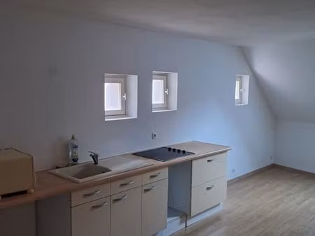 location duplex en plein centre ville de sezanne