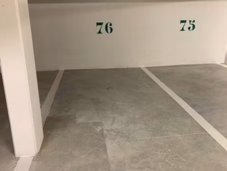 location parking sous terrain / résidence sécurisée
