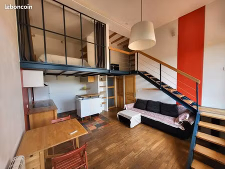 t2 meublé + terrasse  cellier  dressing