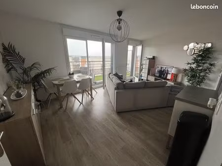 appartement 2 pièces / 45 m2 et terrasse