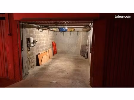 location box fermé croix rousse hôpital