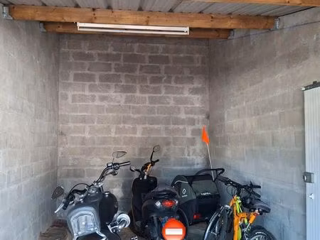 location garage 28m2