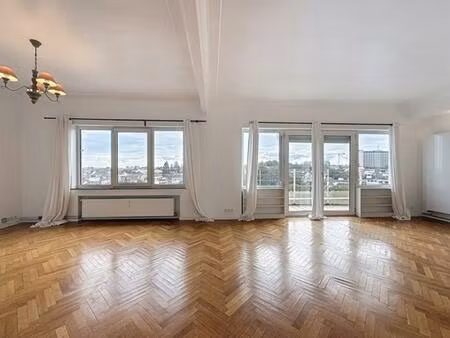 penthouse te koop in ixelles