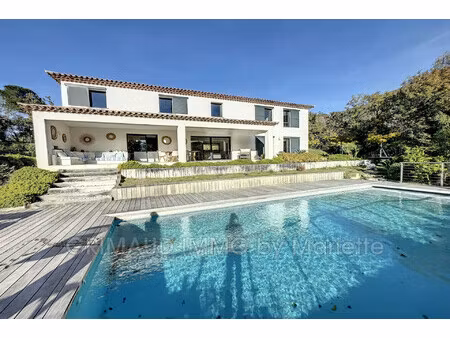 achat maison 198m² grimaud 83310