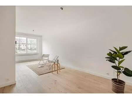 appartement te koop in wilrijk met 2 slaapkamers