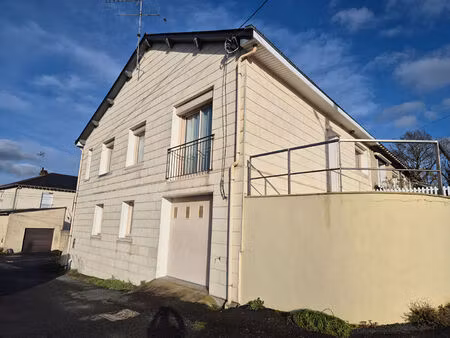 vente maison 4 pièces  82.00m²  la salle