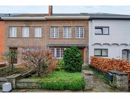 huis te koop in sint-truiden met 2 slaapkamers