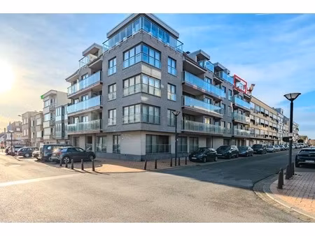 appartement te koop in westende met 2 slaapkamers