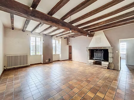 vente longère 14 pièces  258.00m²  la séguinière