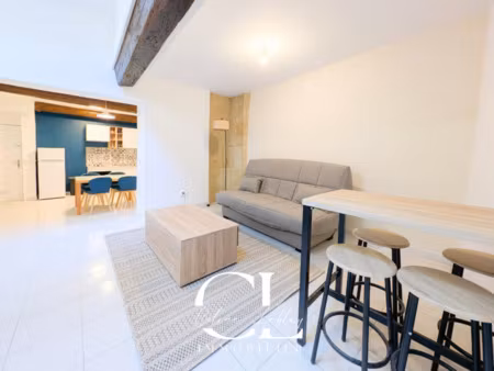 appartement t2 au rdc centre ville au calme