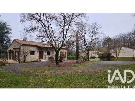 vente immeuble à dirac (16410) : à vendre / 440m² dirac