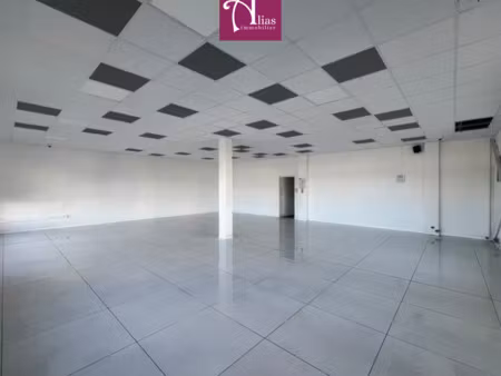 location local commercial 115m² baie mahault 97122