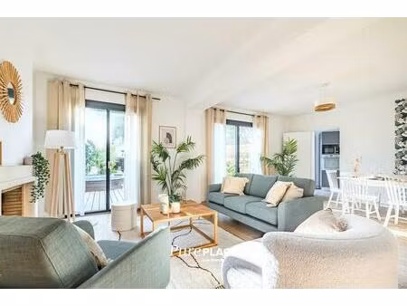 maison 7 pièces 186 m² piscine