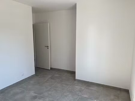 location appartement 3 pièces 55m² epone 78680