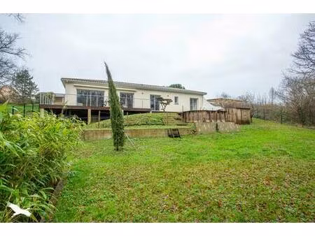 vente maison 5 pièces 134 m² saint-caprais-de-bordeaux (33880)