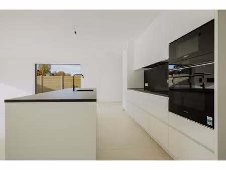 huis te koop in zottegem met 4 slaapkamers