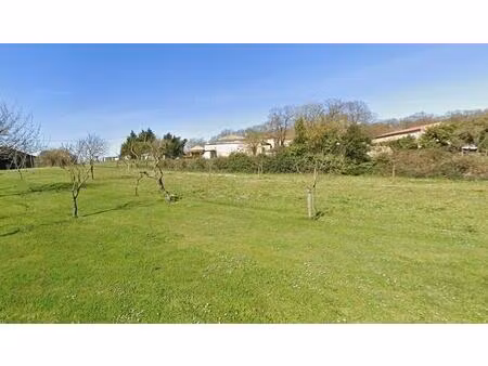 terrain à bâtir à le gua (17600)