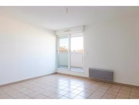location appartement 2 pièces 45 m² à béziers (34500)