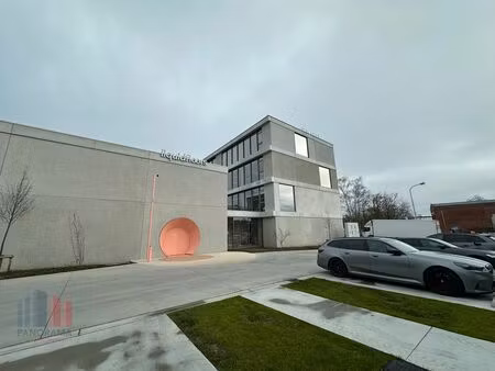 commercieel te koop in zwevegem