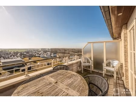 appartement te koop in knokke-heist met 3 slaapkamers