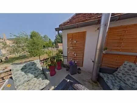 charmante maison en pierre au cœur de salviac