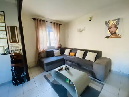 vente maison 4 pièces 91m2 bages 66670 - 233000 € - surface privée
