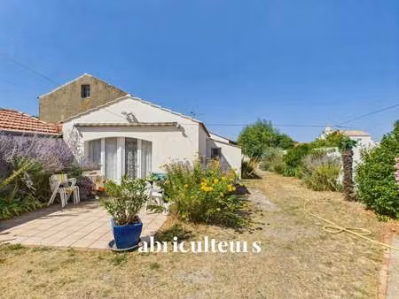 vente maison piscine à la barre-de-monts (85550) : à vendre piscine / 186m² la barre-de-mo