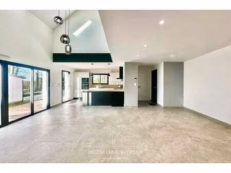 vente maison à locqueltas (56390) : à vendre / 130m² locqueltas