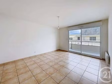 location appartement 2 pièces à nantes (44000) : à louer 2 pièces / 51m² nantes