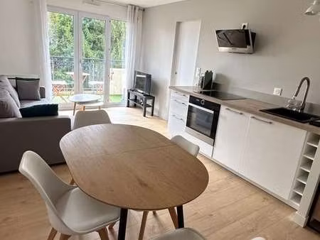 location appartement 2 pièces meublé à nantes pont du cens - petit port (44000) : à louer 