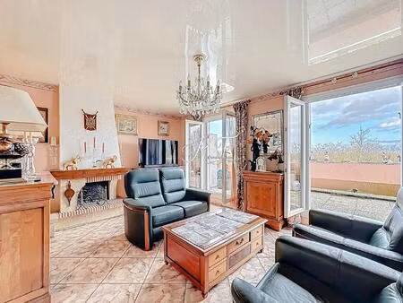 appartement spacieux avec 2 terrasses